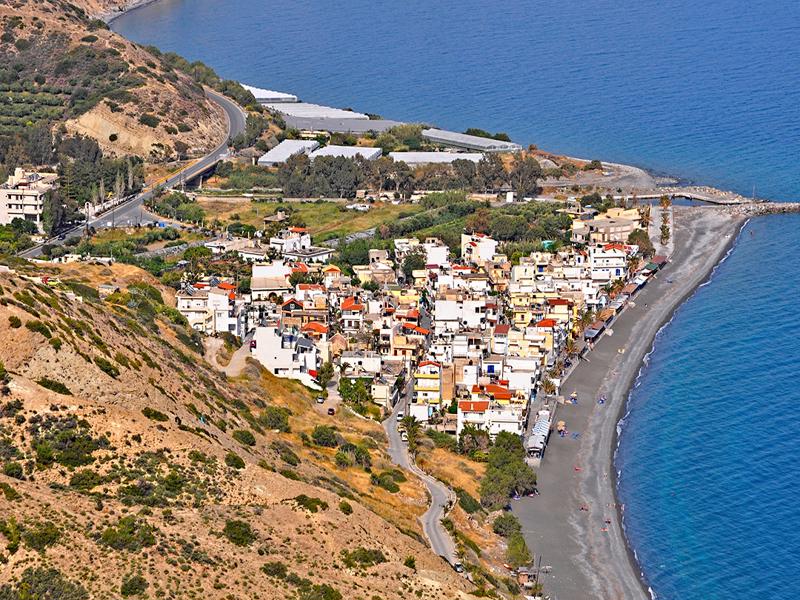 boat rental to Myrtos